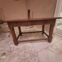 Tavolino antico