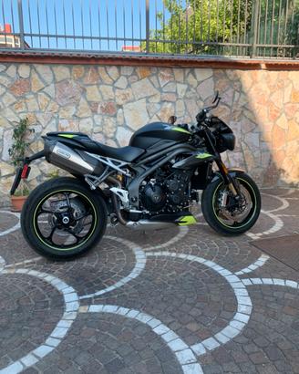 Triumph speed triple 1050 rs 2021