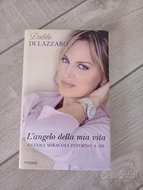Libro di Dalila Di Lazzaro 
