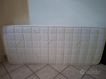Materasso per letto singolo 