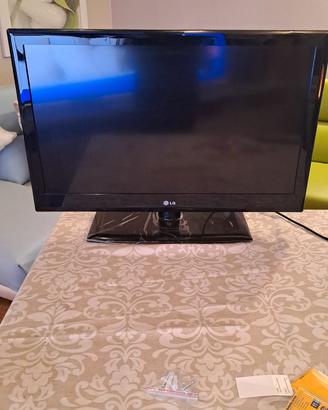 TV LG 32 POLLICI A LED