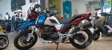 Moto Guzzi V 85 V85 TT Blu Uyuni