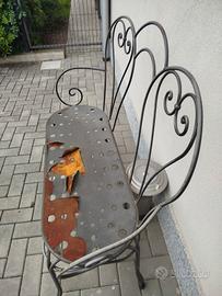 coppia di panchine in ferro battuto