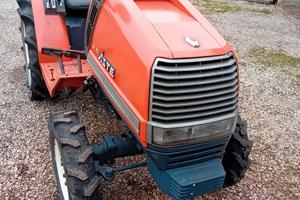 trattore kubota 