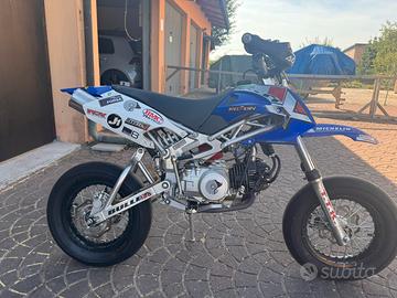 Roxon bullet 125 pit bike