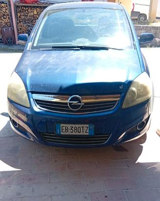 OPEL ZAFIRA  ANNO 2010