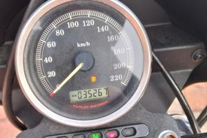 Harley Davidson 883 XL