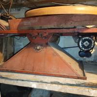 macchina per macinare l'uva 