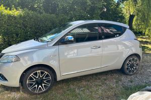 Lancia y ecochic gpl 1.2