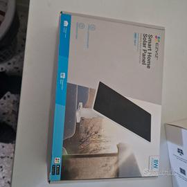Pannellino solare Ezviz 8W  e ripeto 8W.