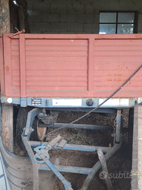 Rimorchio agricolo omologato seminuovo