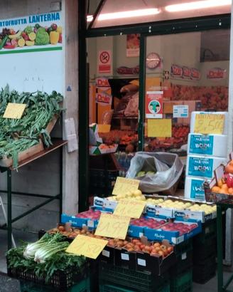 Negozio frutta e verdura