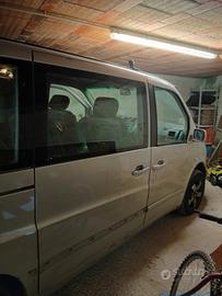 Mercedes Vito V220 ambient