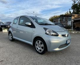 Toyota Aygo 1.0 12V VVT-i 3 porte Sol NEOPATENTATI