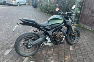 Honda cb 650 r e-clutch anno 2025