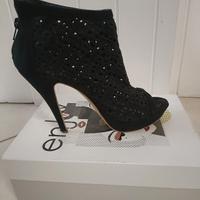 tronchetto basso traforato e spuntato 