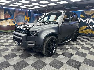 Land Rover Defender 90 5.0 V8 Carpathian Edition a