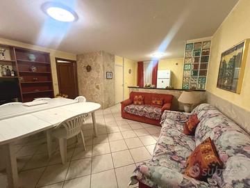 COSTA SARACENA casetta con terrazzo a livello