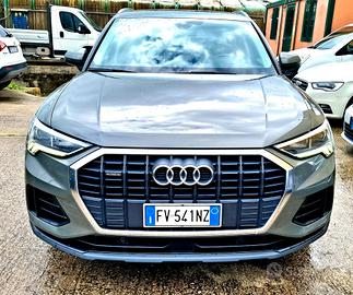 Q3 40 2.0 TDI quattro S tronic Business 190cv