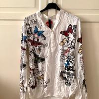Camicetta DESIGUAL farfalle scritte da 79 a 3 euro