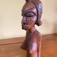 Arte Africana in Legno Donna