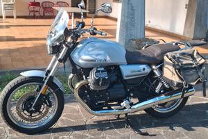 Moto Guzzi V7 850 Special