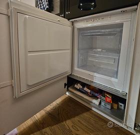  frezeer da incasso Eletrolux  6 kg di capacità 