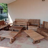 ARREDI DA GIARDINO IN LEGNO ARTIGIANALI