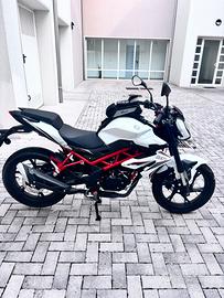 Moto Benelli 125 come nuova