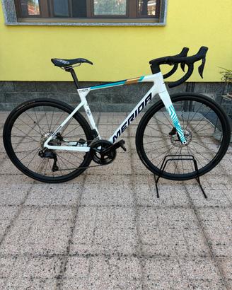 Merida Scultura 6000 - 105di2 - Bahrain Victorious