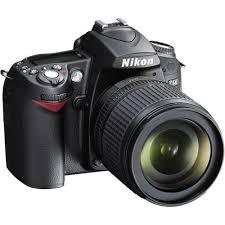 Nikon D90 con obiettivo 18-50