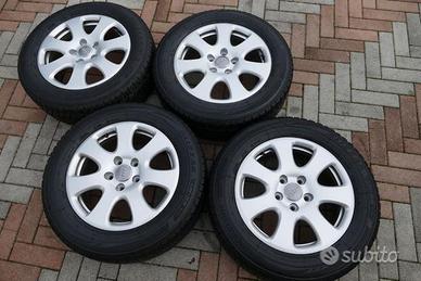 Cerchi in lega audi Q7 con gomme invernali