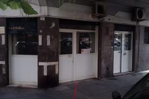 Negozio a ciampino c1 tre vetrine su strada