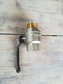 valvola a sfera marca Tiemme diametro 1 1 /2