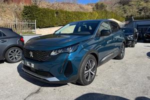 PEUGEOT 3008 Hybrid 225 e-EAT8 Allure Pack