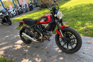 Ducati Scrambler ICON