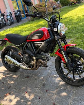 Ducati Scrambler ICON