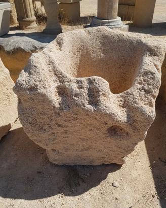 Vaso rustico grande in Carparo - Forma irregolare