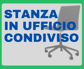 Stanze in ufficio condiviso