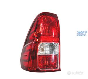 FANALE SINISTRO TOYOTA HILUX 16- ESTERNO