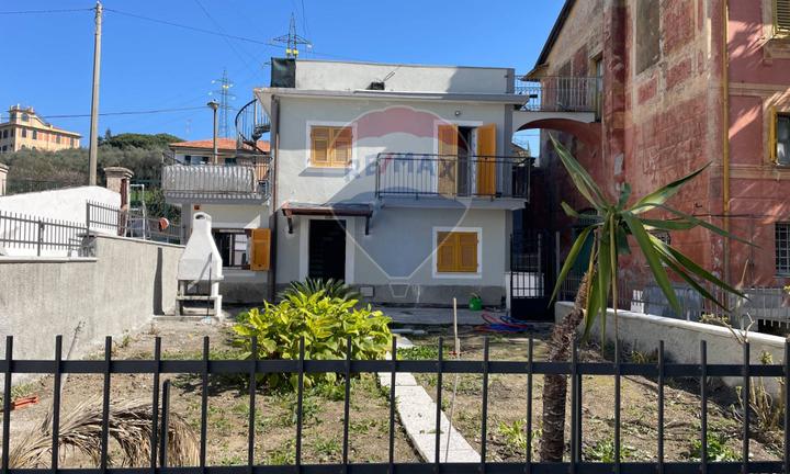 Casa Indipendente - Lavagna