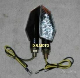 Coppia frecce squadrate led