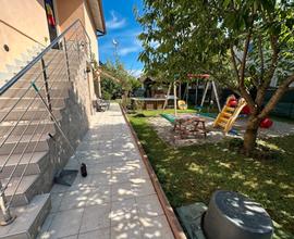 DOGALETTO Casa Singola con giardino di ca 450mq