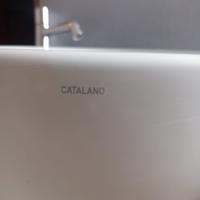 Lavandino da appoggio con miscelatore