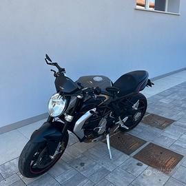 Mv agusta brutale b3 2012