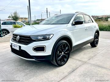 VOLKSWAGEN T-Roc 1.6 TDI NAVI FULL LED CERCHI 18 B