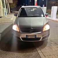 Opel Zafira 2.0 150 cv