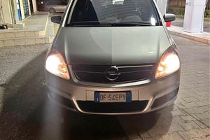 Opel Zafira 2.0 150 cv