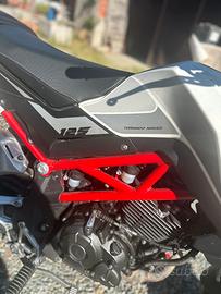 benelli TNT 125 cc