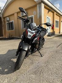 Moto  300 r voge brivido